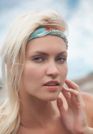 18 year old girl is pleasured with sex toys in canvas sneakers by man friend